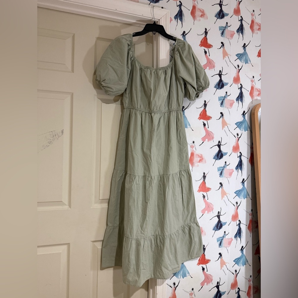 Elegant Green Puff Sleeve Dress